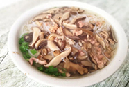 湖南长沙香菇肉丝泡粉