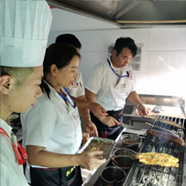 火锅、锅煲学员实操